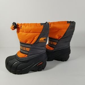 Sorel Toddler Snow Rain Boots Size 6 Orange Black Removable Felt Liner